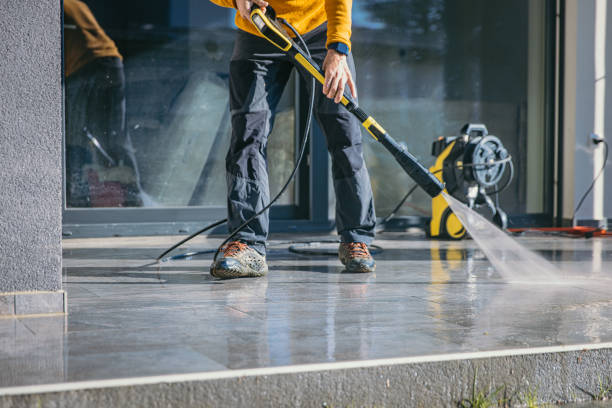 Why Choose Our Certified Pressure Washing Experts for Your Project Needs in New Llano, LA?